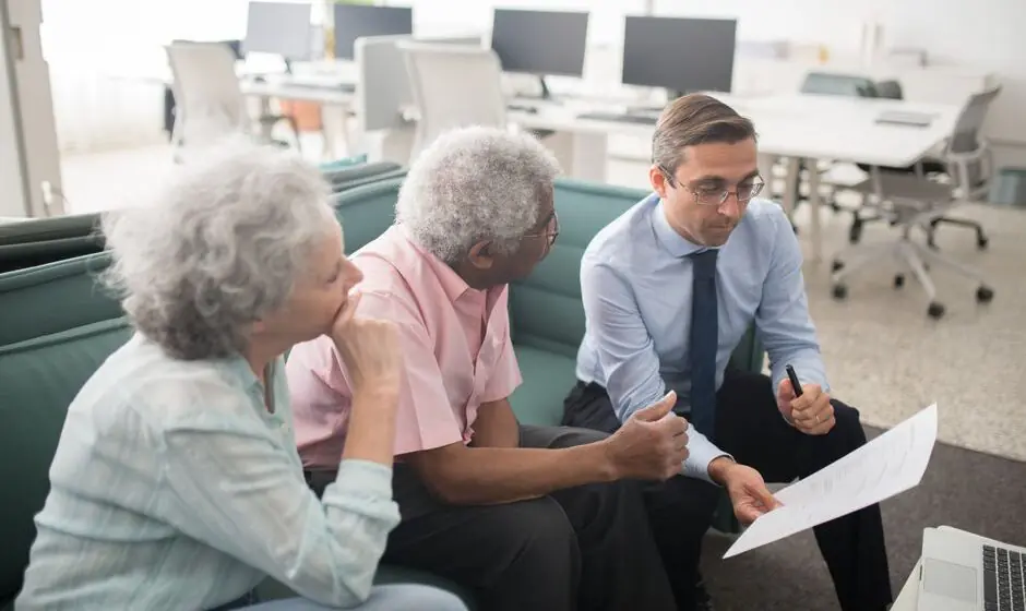 Financial Advisors: How to Choose the Right Advisor for Your Goals