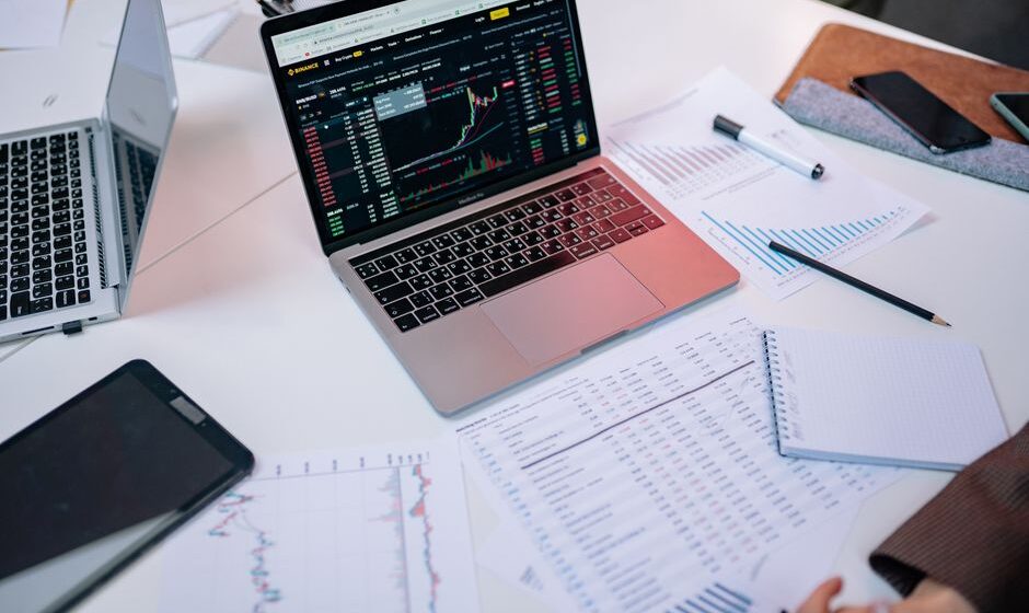 Asset Management: How Professional Managers Handle Investment Portfolios